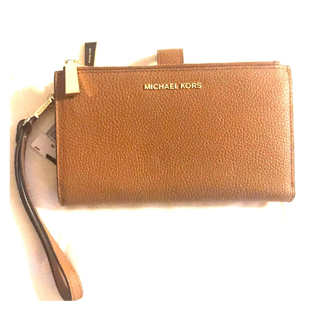 New Michael Kors Wallet